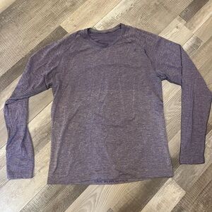 Lululemon men’s metal vent tech long sleeve. Size Large. Nearly perfect.
